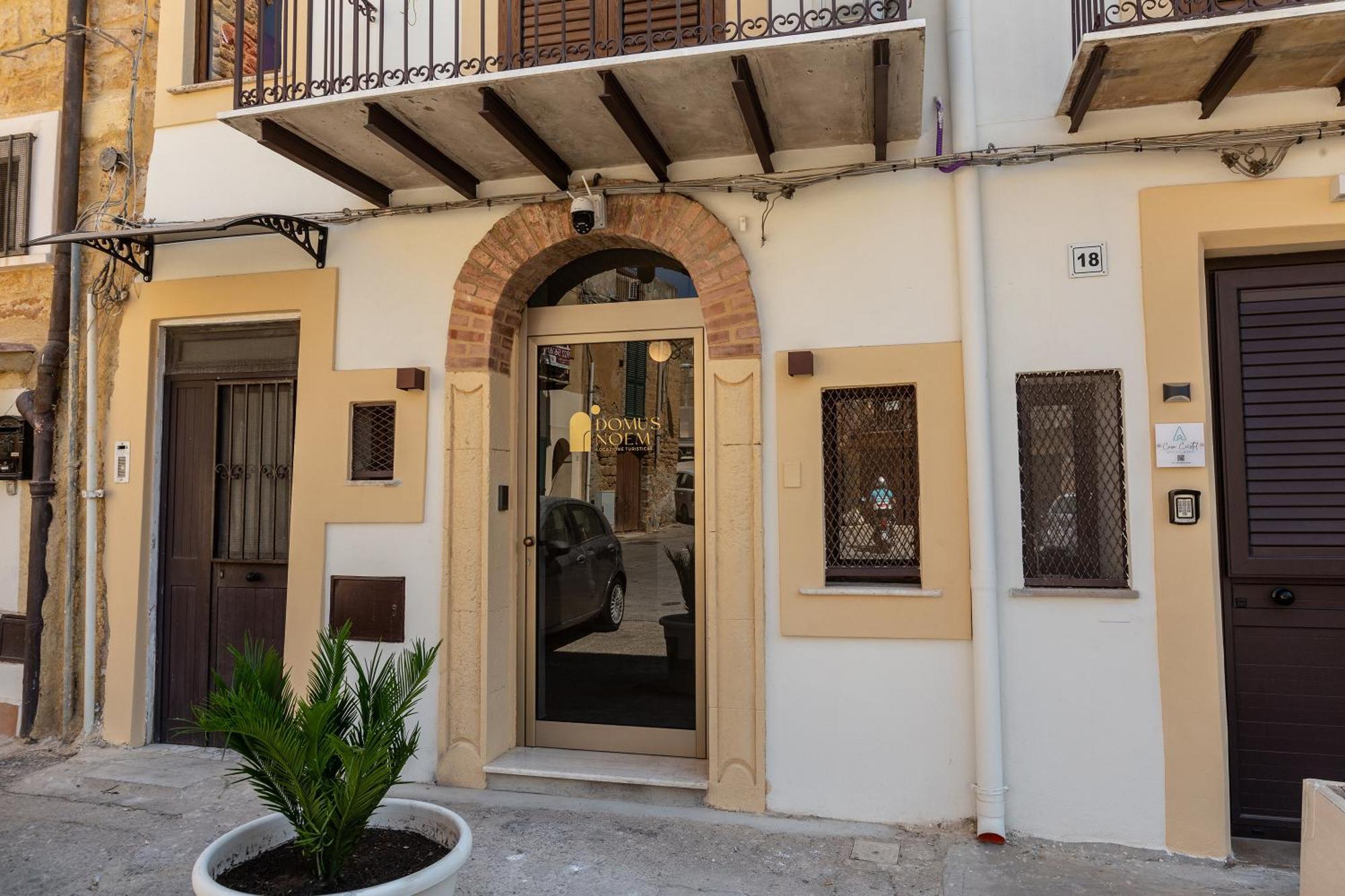 Hotel Domus Noem - Locazione Turistica Agrigento Exterior foto
